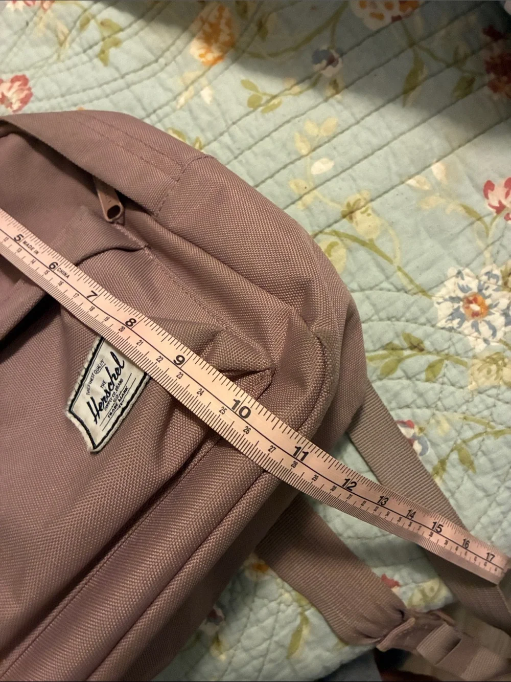 Herschel Supply Company Small Backpack in Dusty Pink